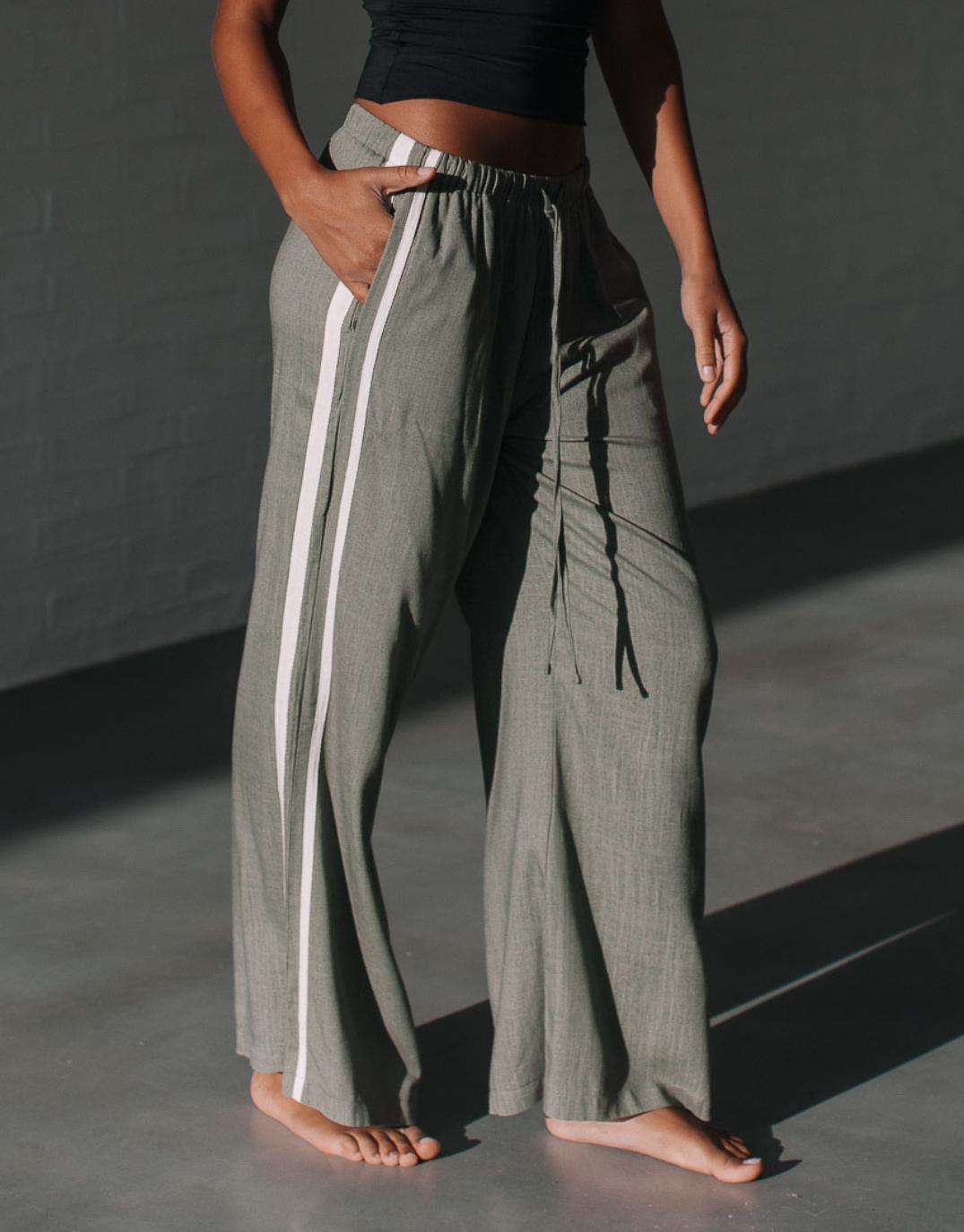 132-fashion-berlin-racer-stripe-pant-khaki-white-womens-clothing