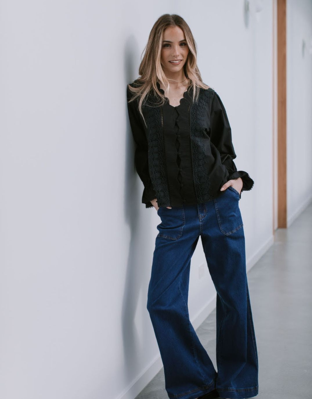 132-fashion-boscolo-ruffle-cuff-shirt-black-womens-clothing