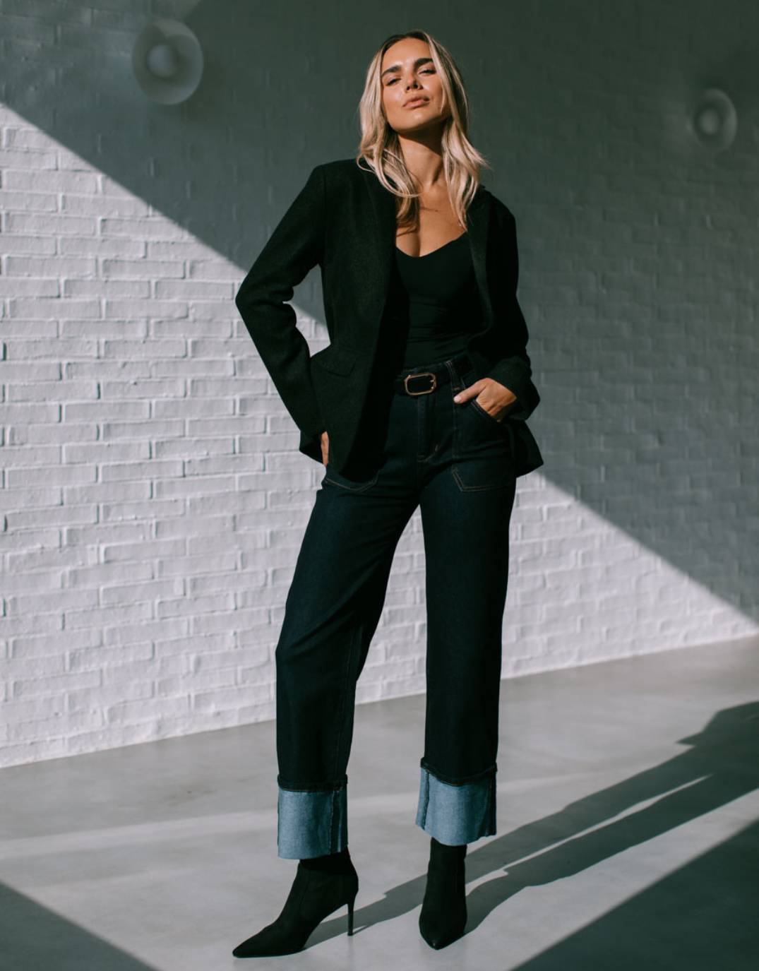 132-fashion-camryn-tailored-soho-blazer-black-womens-clothing