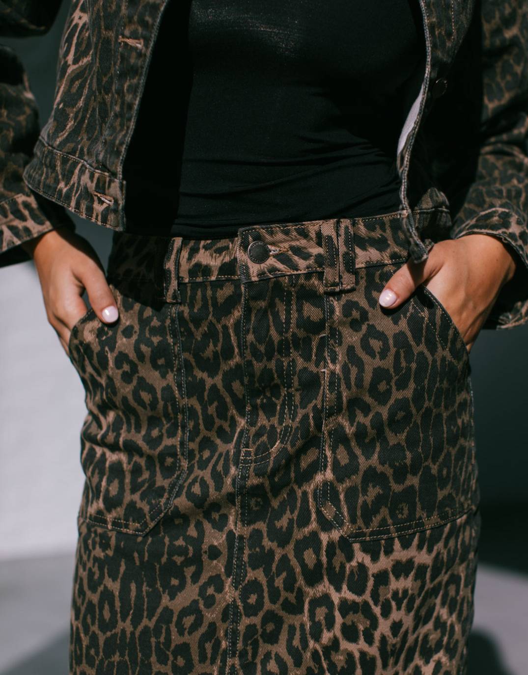 132-fashion-reese-stretch-denim-jeans-chocolate-leopard-womens-clothing