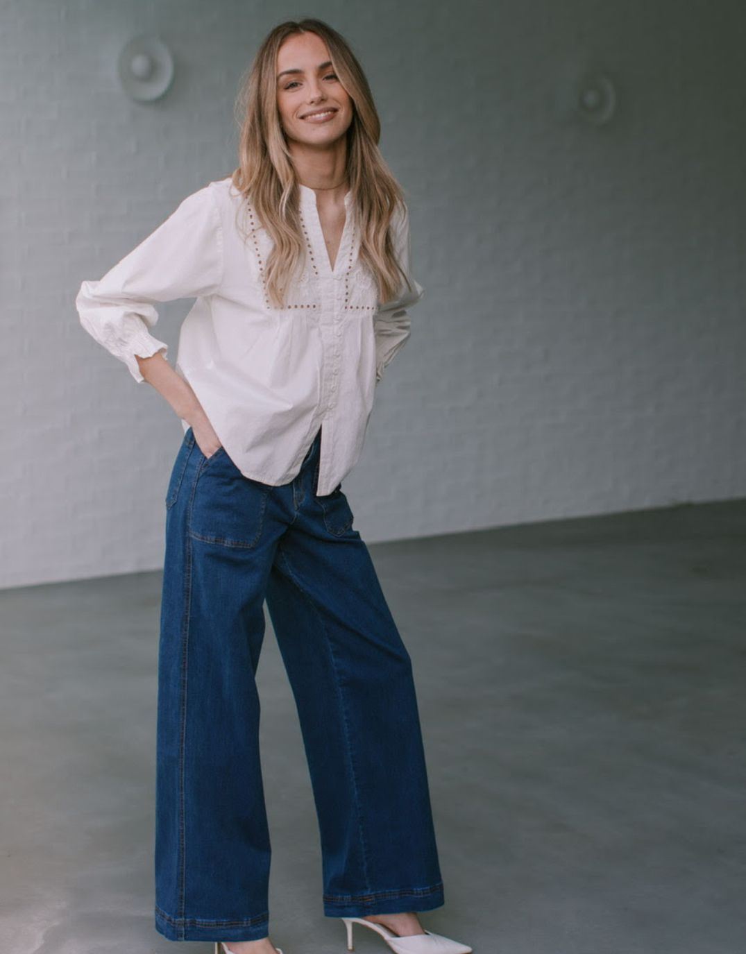 Whiskey Broderie Blouse - White