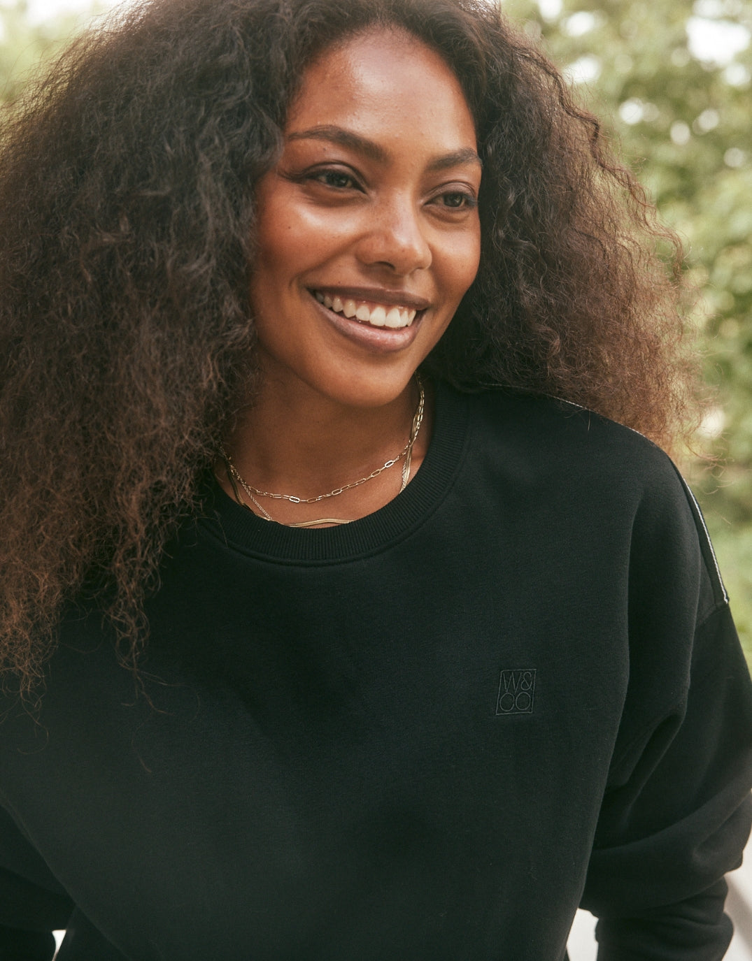 The Monogram Lounger Fleece Crew - Black