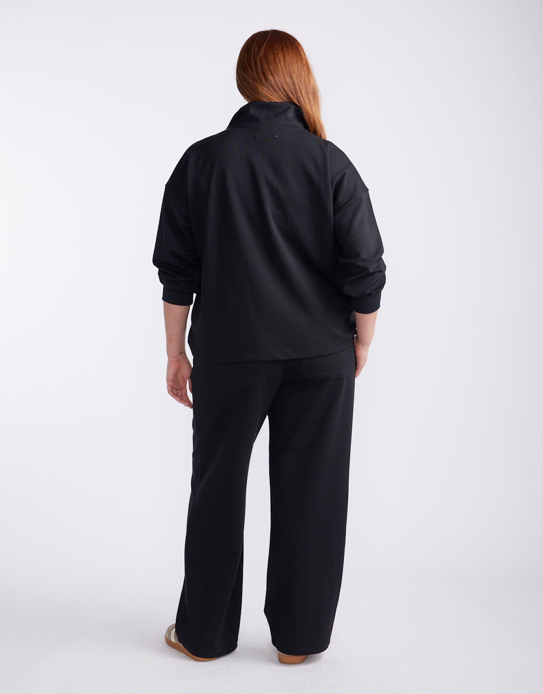 Escape Super Soft Half Zip Top - Black