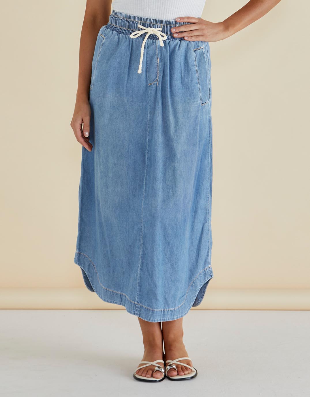 betty-basics-brunch-denim-skirt-oasis-blue-womens-clothing
