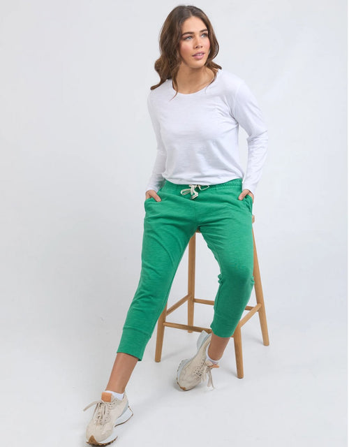 elm-3-4-brunch-pants-pine-green-womens-clothing