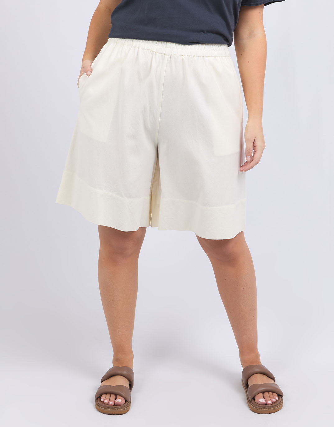 elm-ginny-short-marshmallow-womens-clothing
