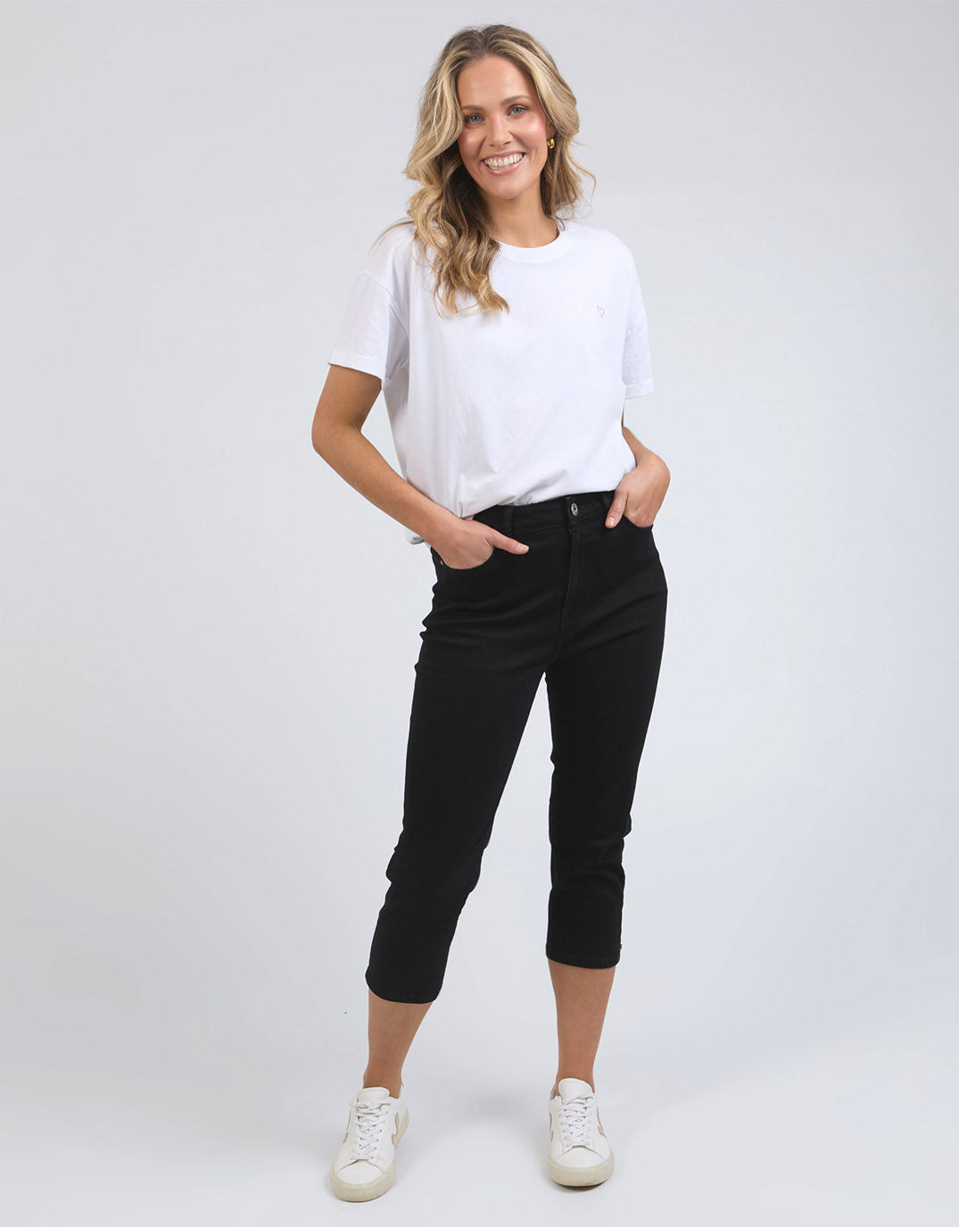elm-mollie-capri-jean-black-womens-clothing