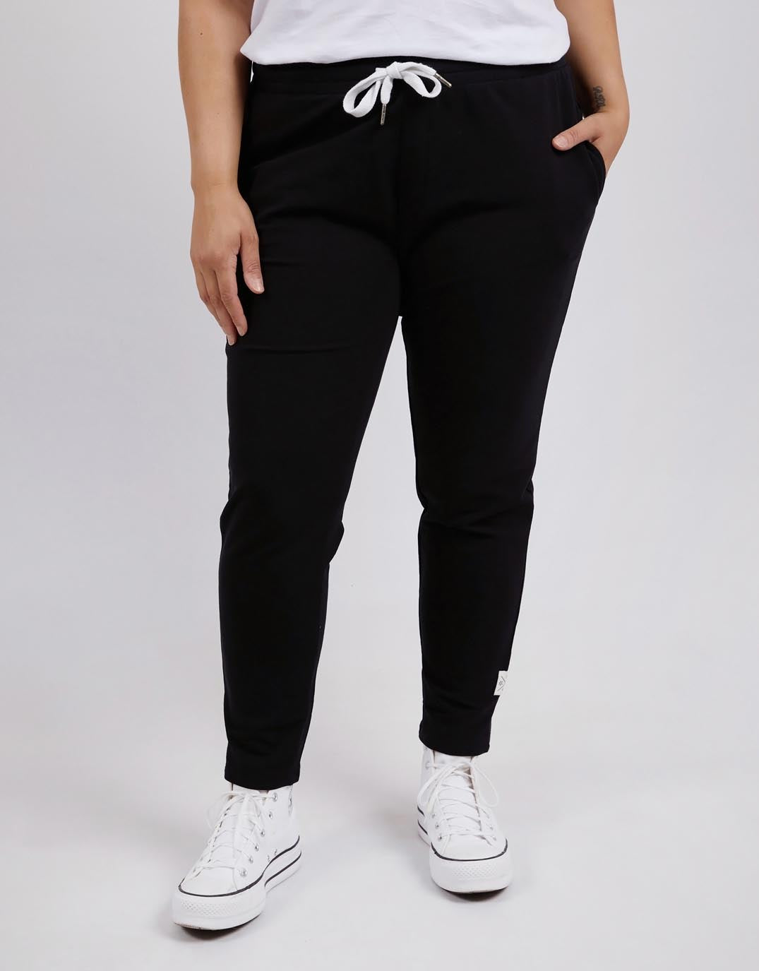 elm-the-lobby-pant-black-womens-clothing
