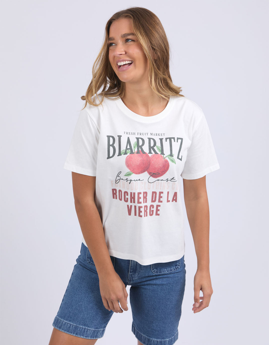 foxwood-biarittz-tee-vintage-white-womens-clothing