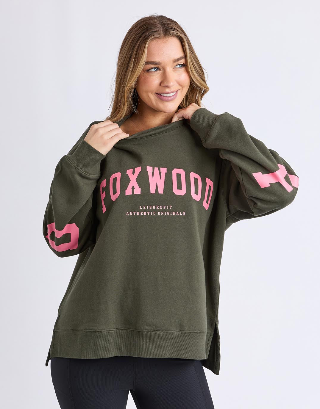 foxwood-interval-crew-dark-khaki-coral-womens-clothing