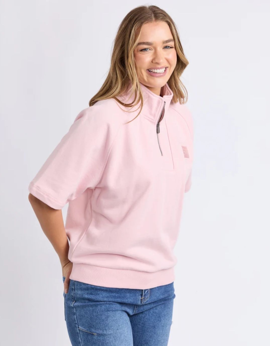 foxwood-piped-crew-solid-pale-pink-womens-clothing