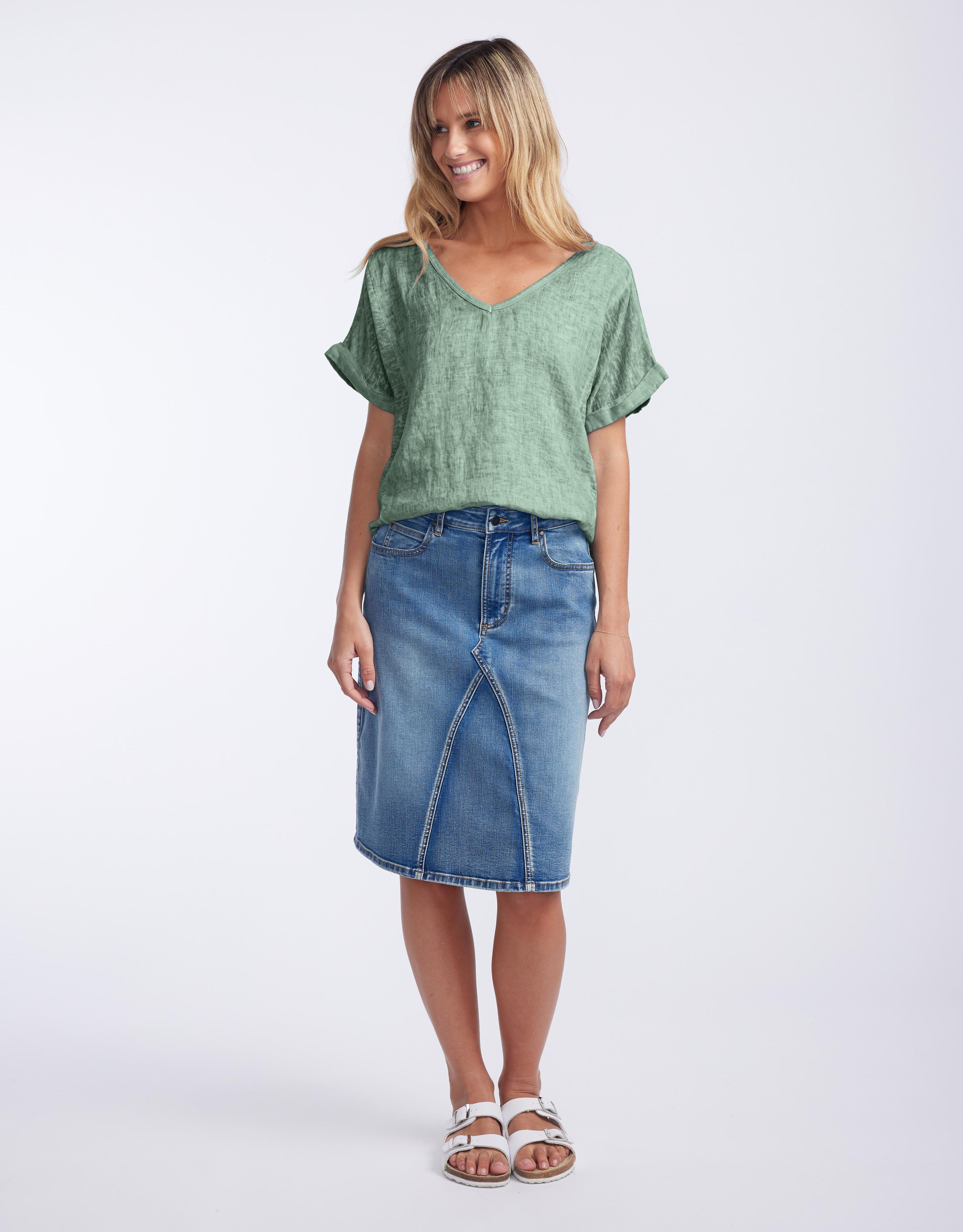 V Neck Calypso Linen Short Sleeve Top - Sage