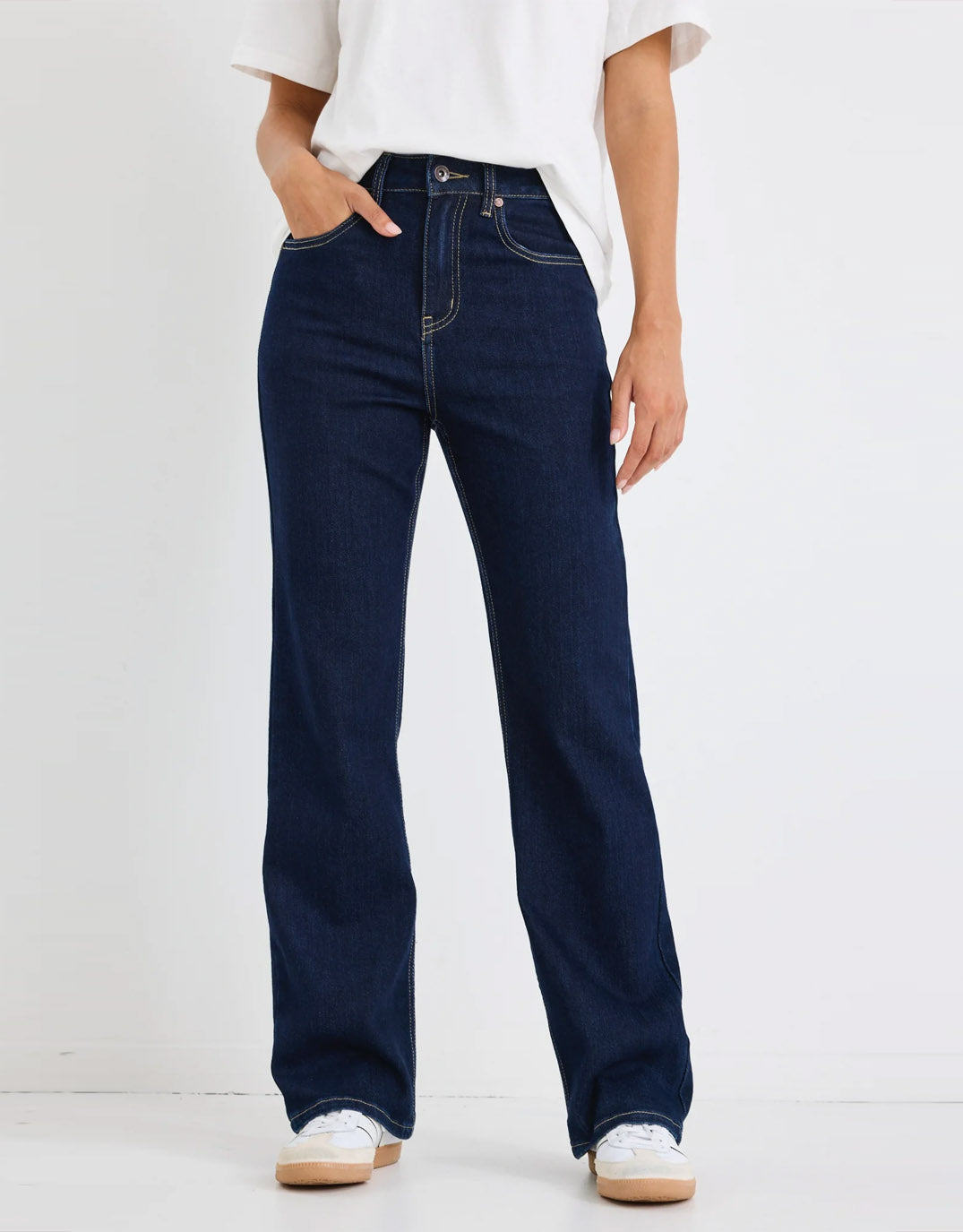 stories-be-told-farah-high-rise-soft-flare-jeans-indigo-womens-clothing