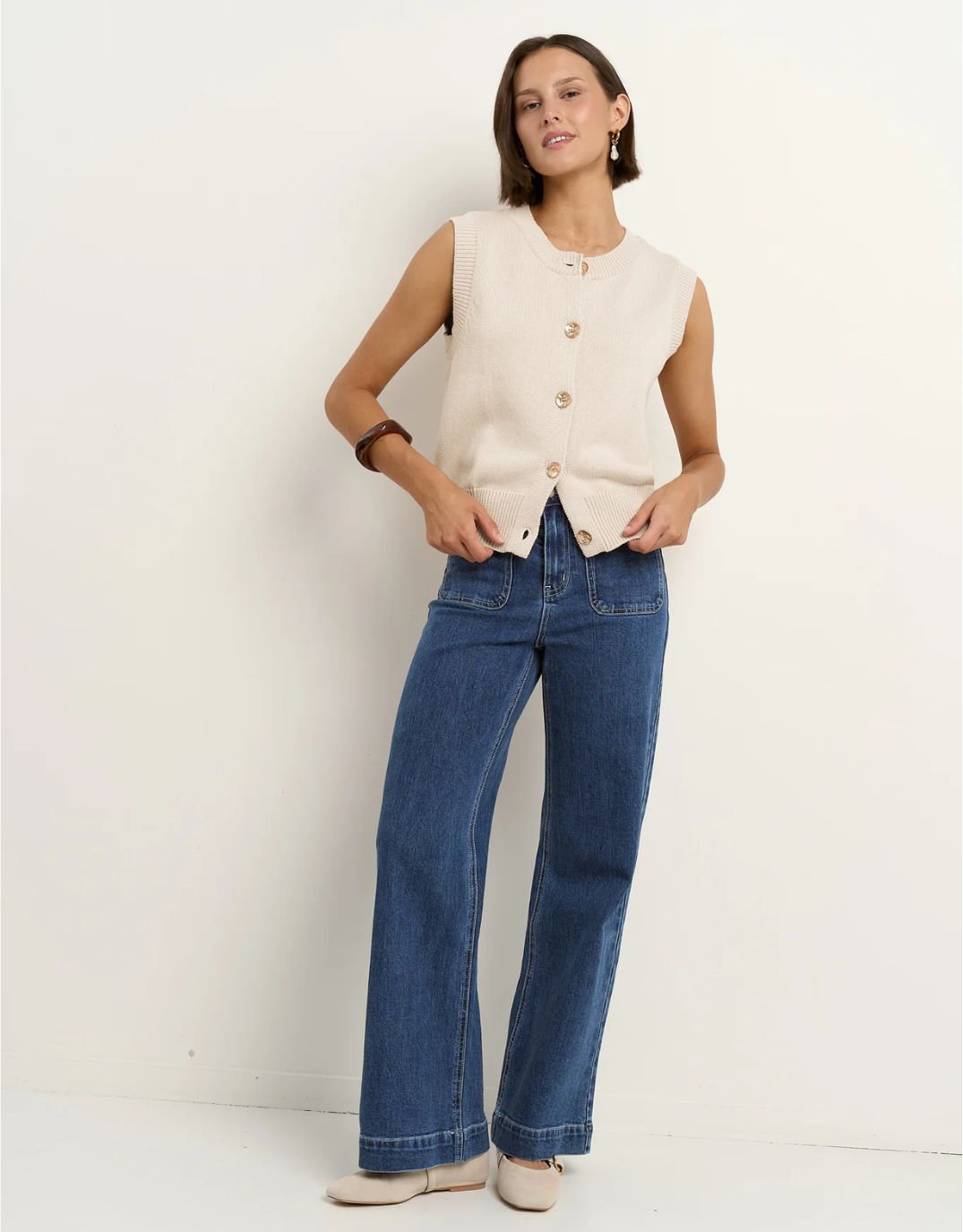 stories-be-told-trait-crewneck-knitted-vest-top-ivory-womens-clothing