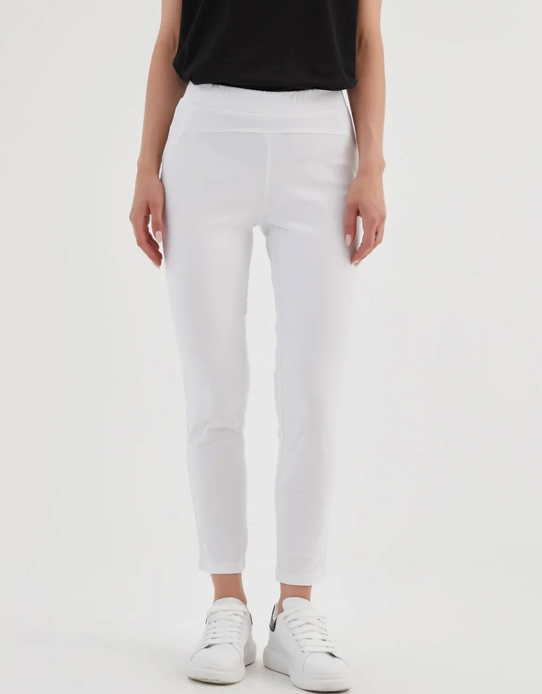 The 24/7 Bengaline Crop Pant - White