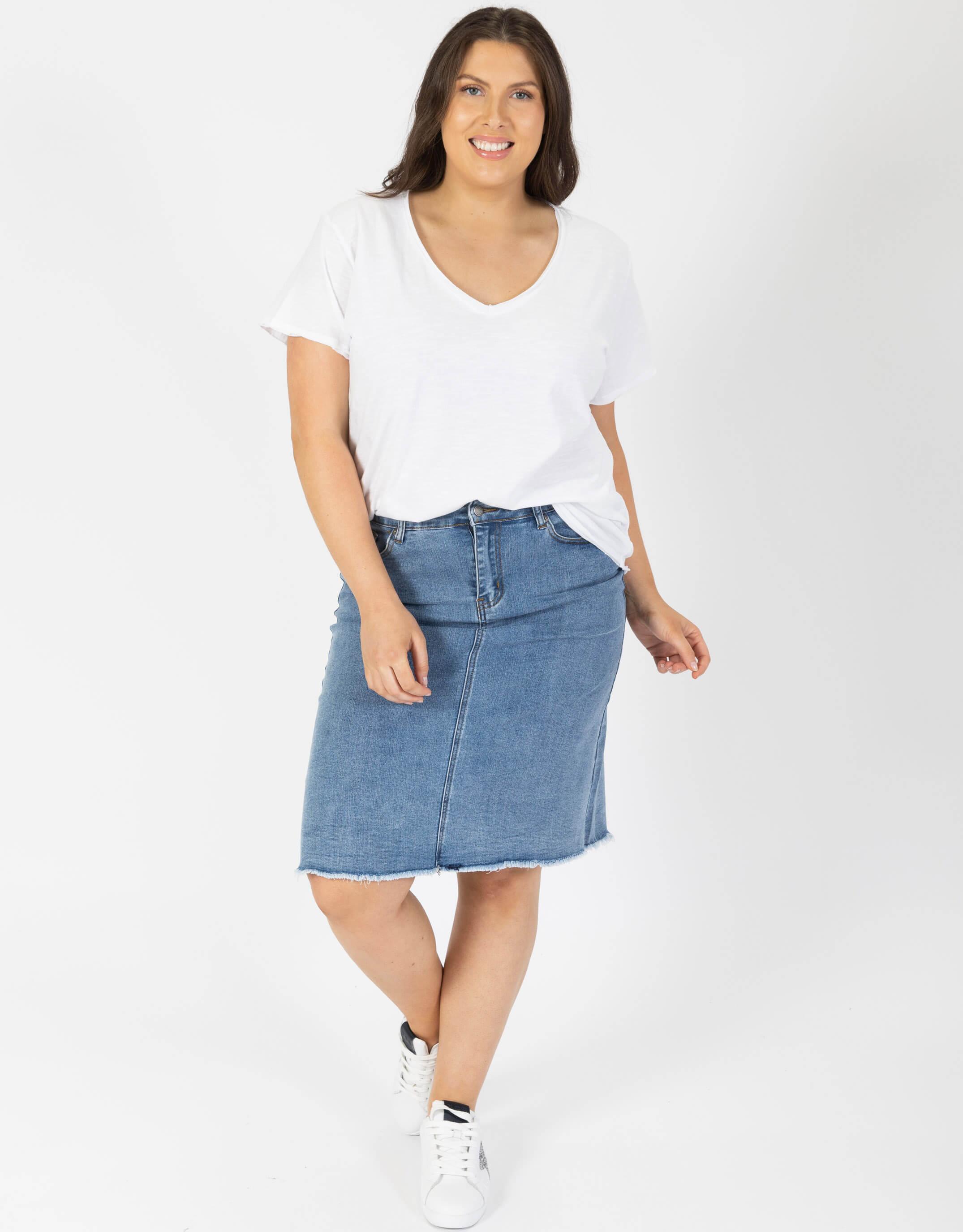 White & Co. - Original V Neck T-Shirt - White - White & Co Living Tops