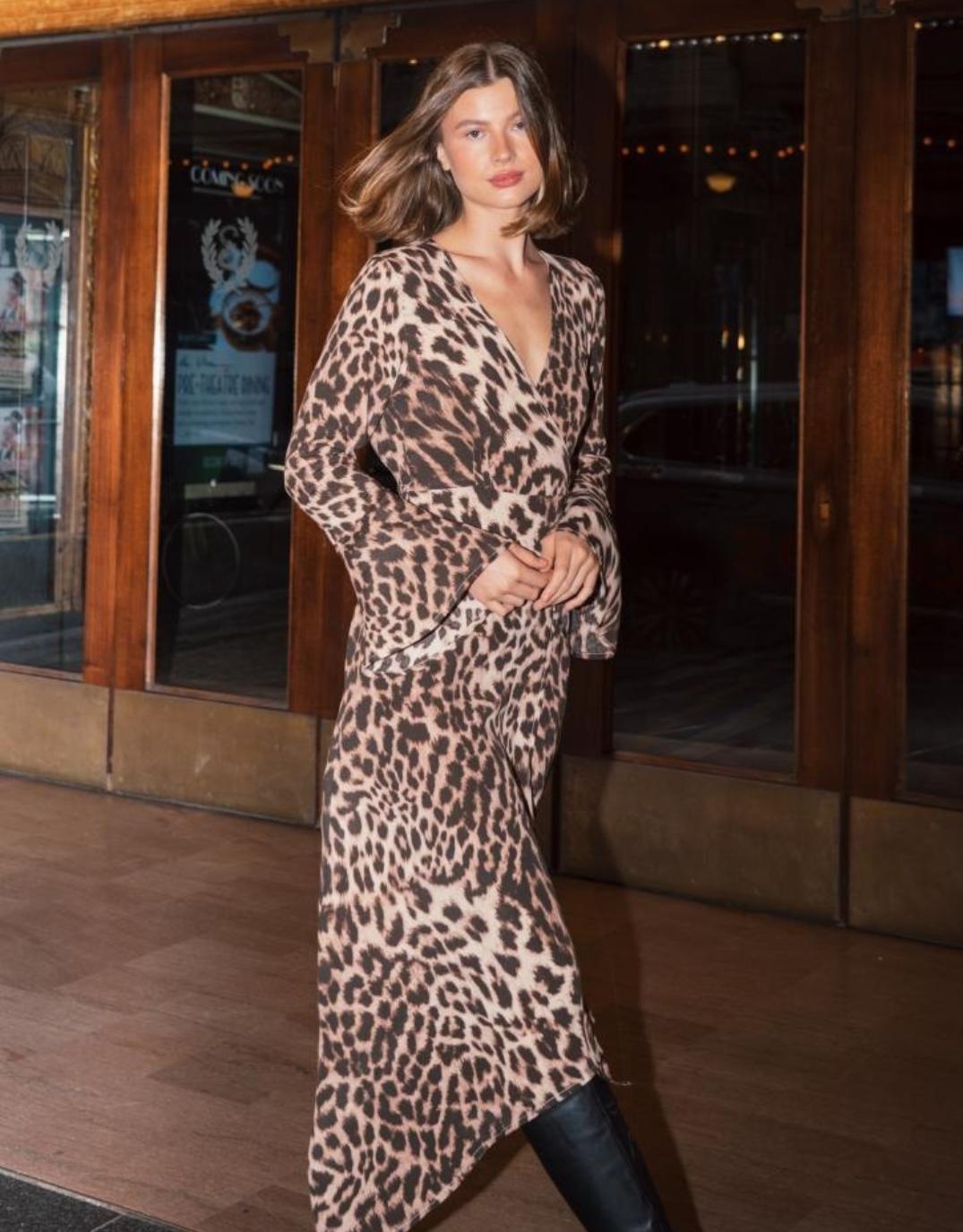 white-closet-savannah-wrap-maxi-dress-animal-print-womens-clothing