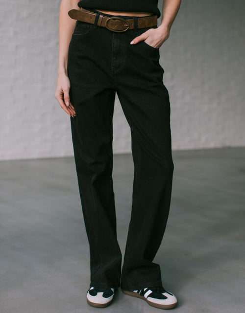 white-co-dara-straight-jean-black-womens-clothing