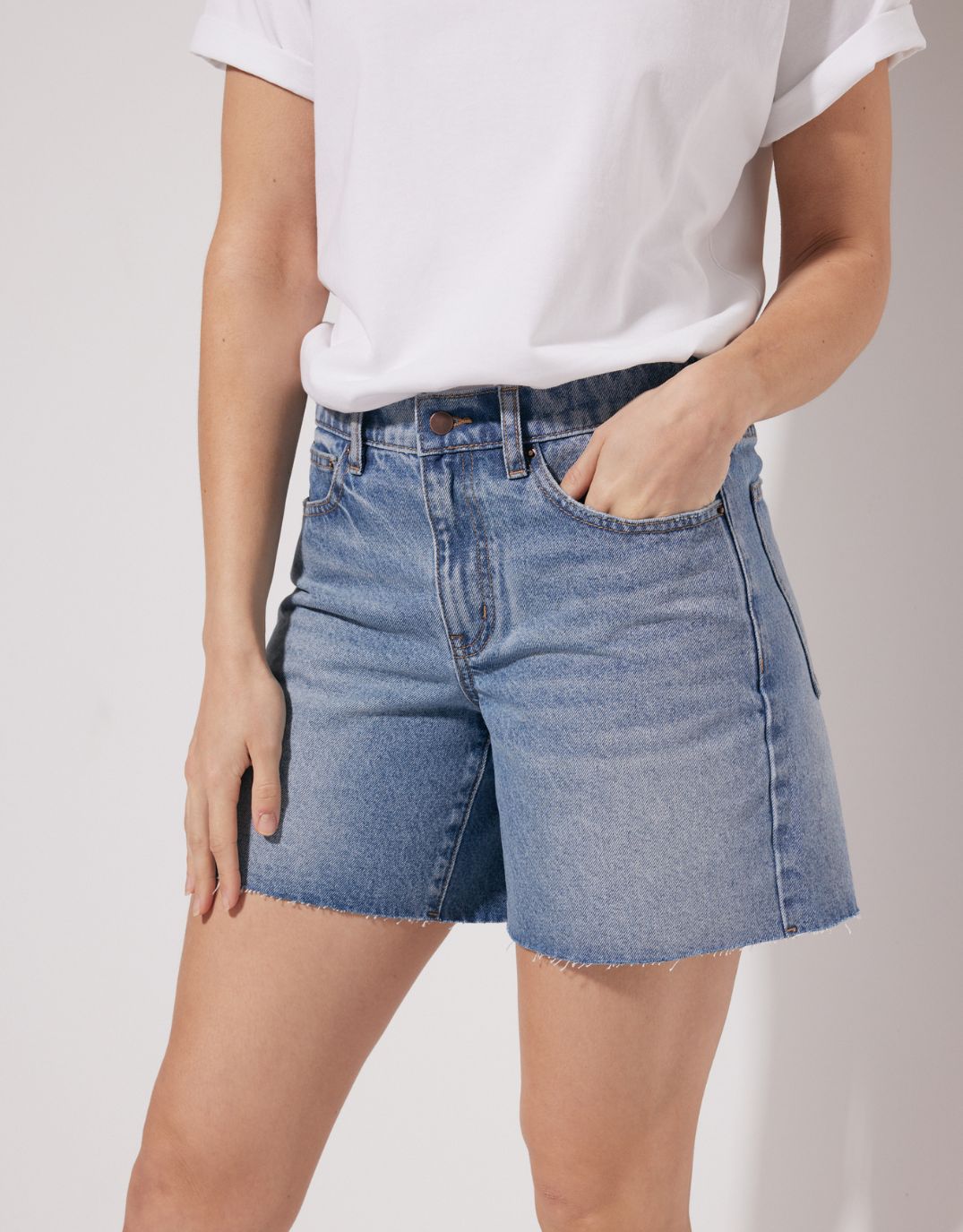 Layla Denim Short - Mid Wash