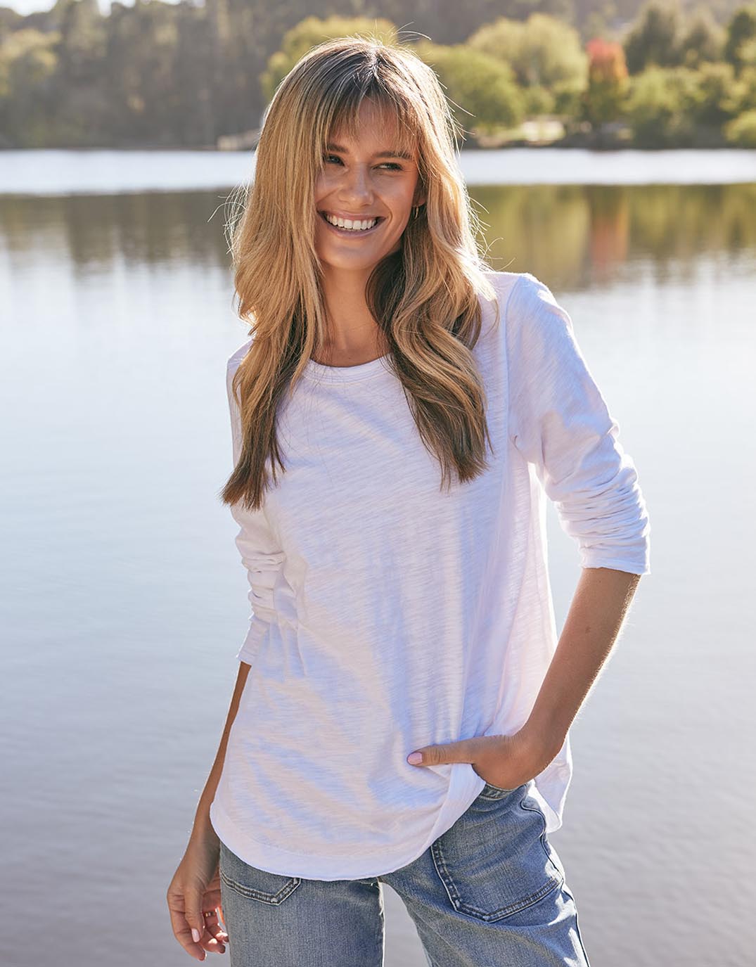 white-co-essential-scoop-hem-long-sleeve-t-shirt-white-womens-clothing