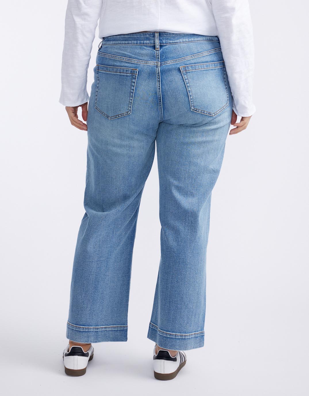 Catalina Wide Leg Jeans - Mid Wash