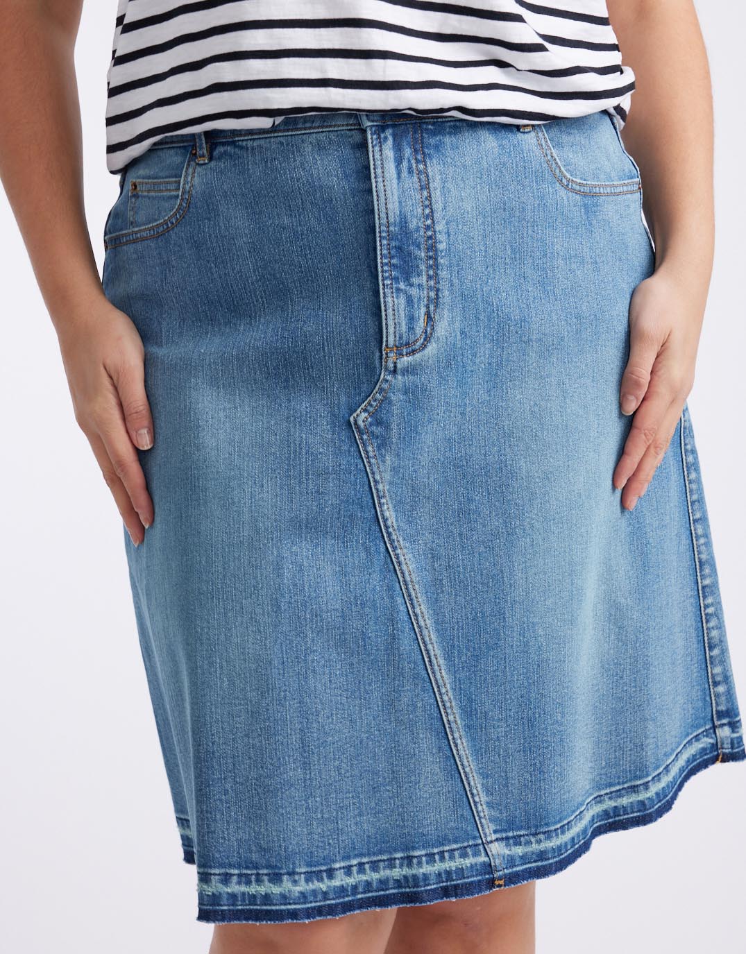 Holly Denim Skirt - Mid Wash