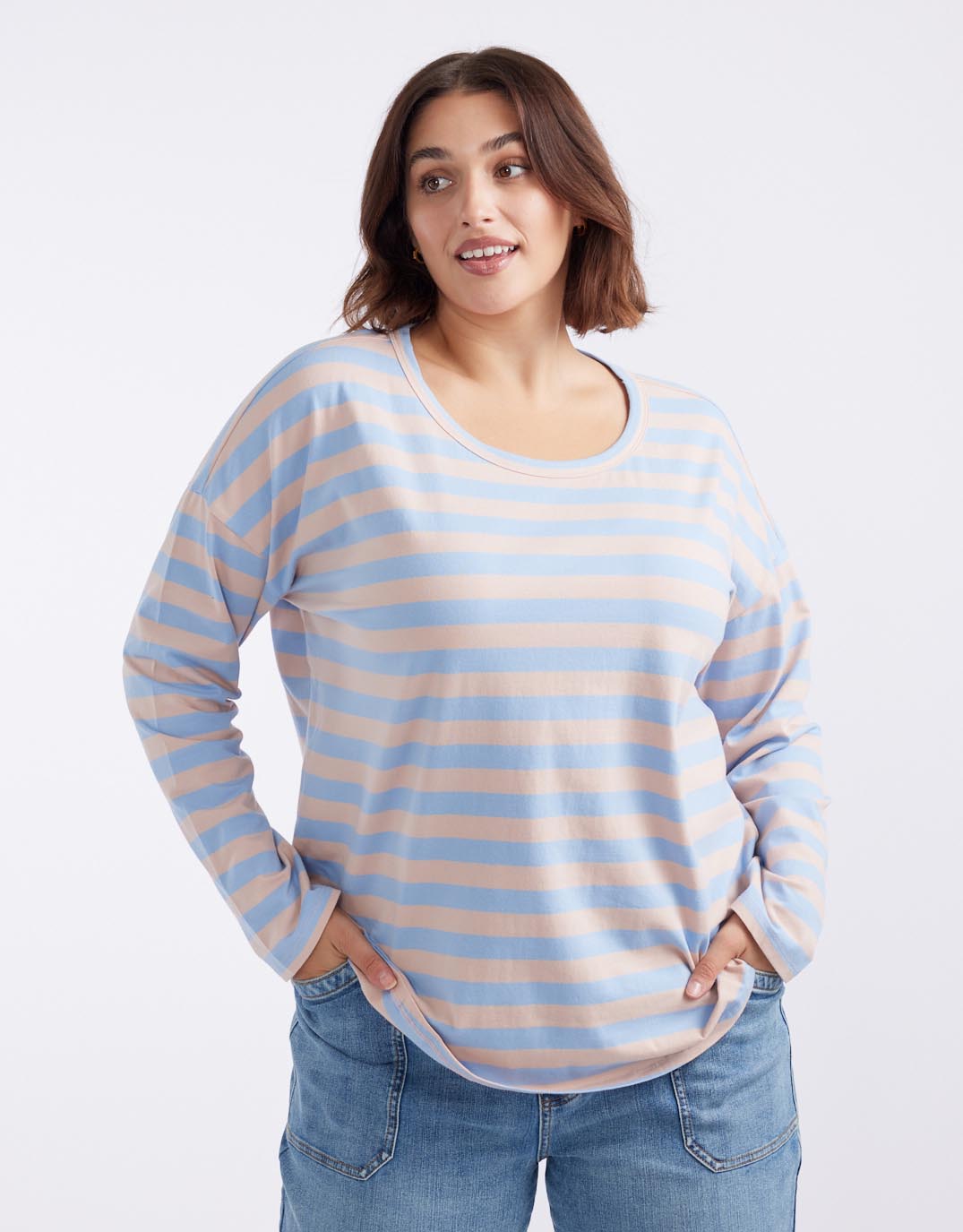 white-co-relaxed-long-sleeve-t-shirt-dusty-rose-blue-womens-clothing