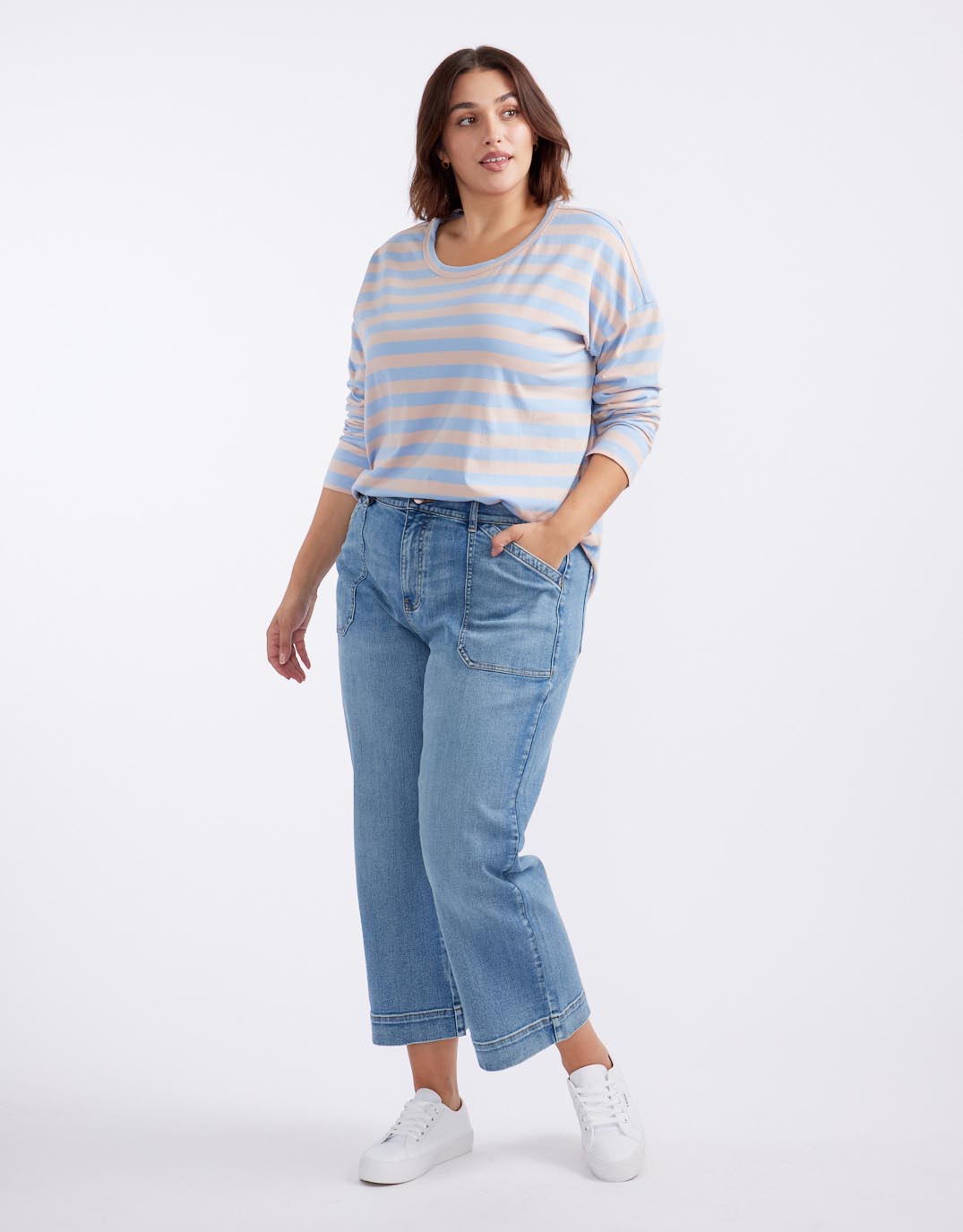 white-co-relaxed-long-sleeve-t-shirt-dusty-rose-blue-womens-clothing