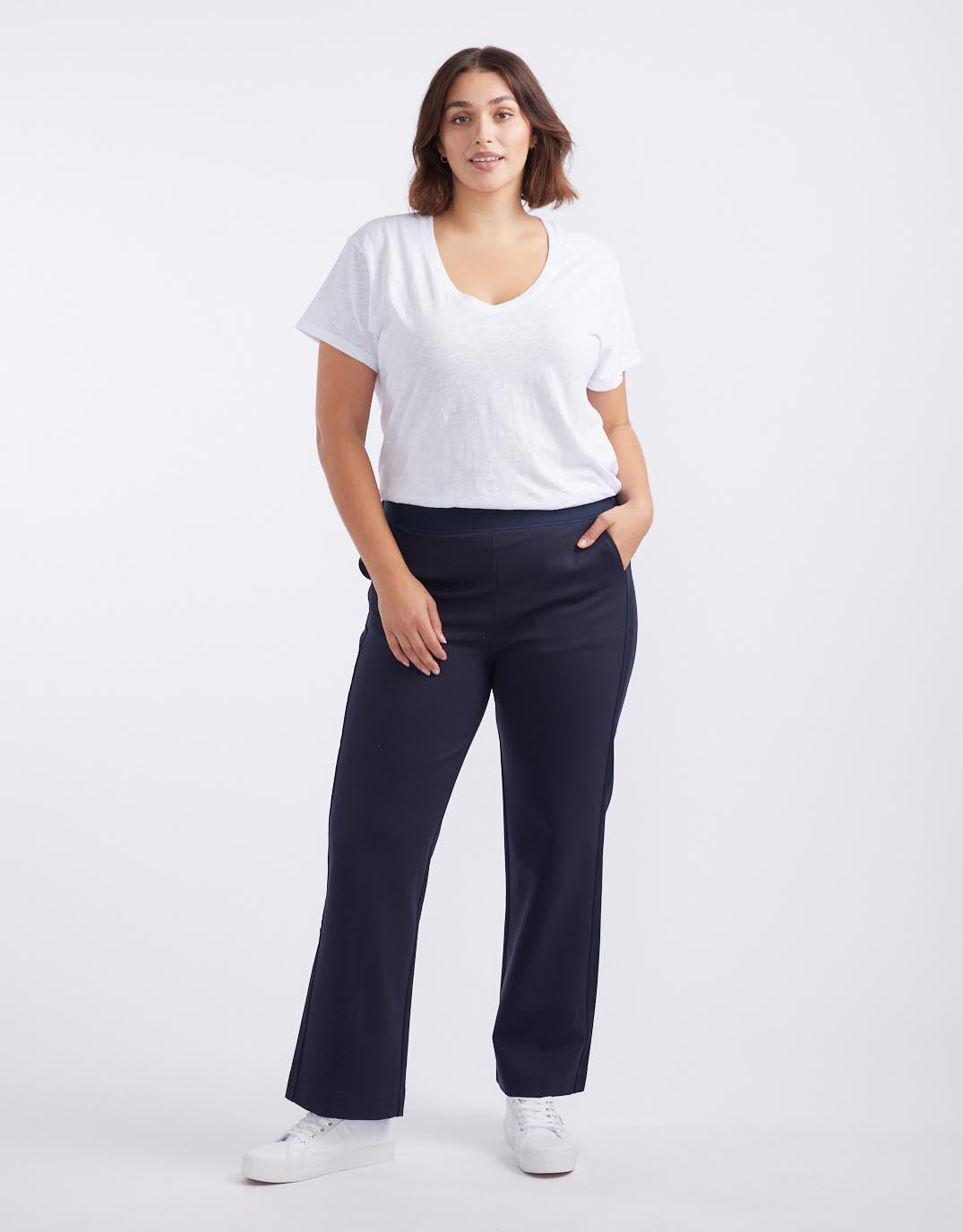 white-co-timeless-straight-leg-ponte-pant-navy-navy-womens-clothing
