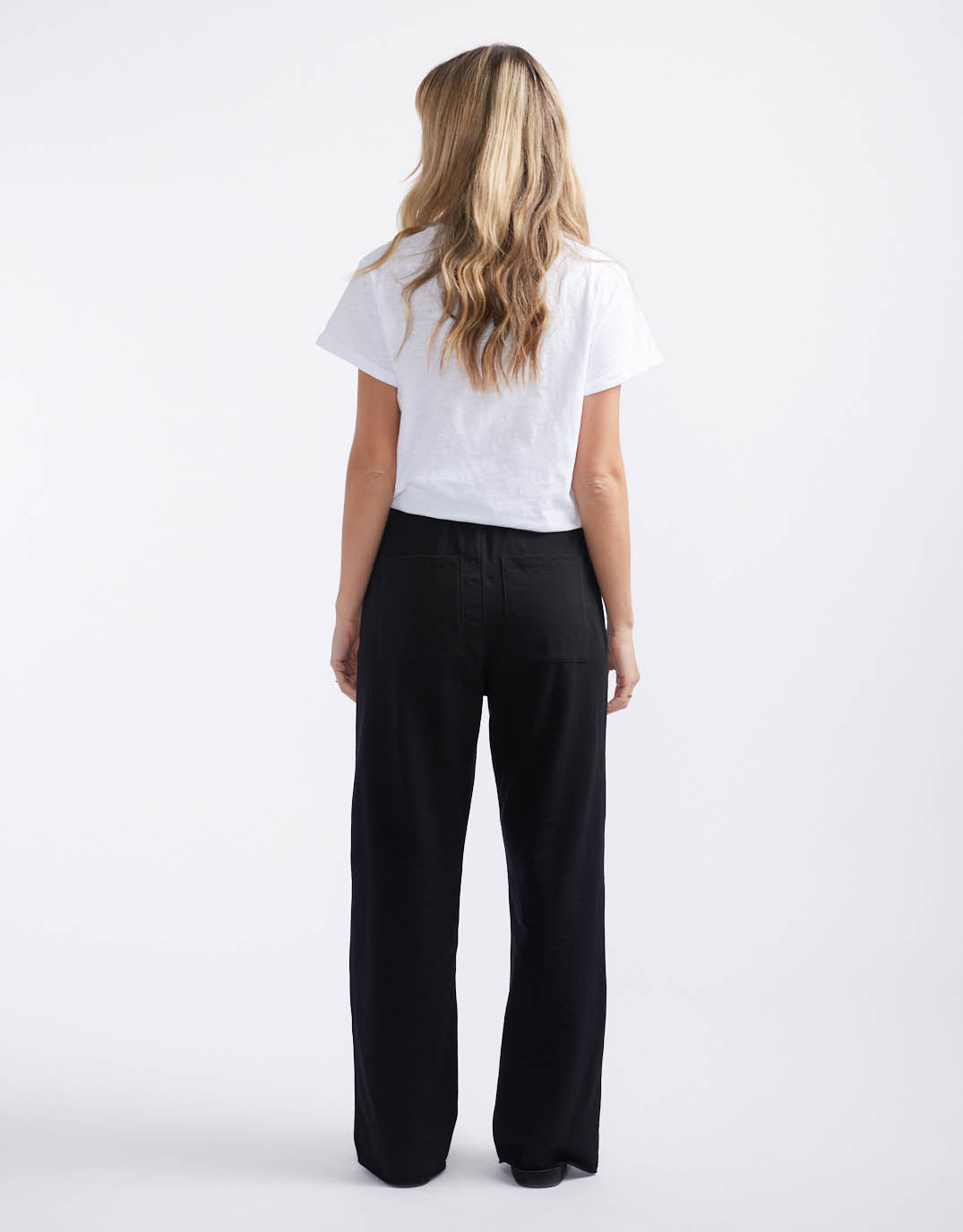 white-co-the-lounger-pant-black-womens-clothing