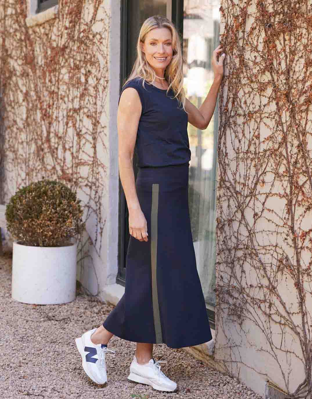 Timeless Ponte Midi Skirt - Navy/Khaki
