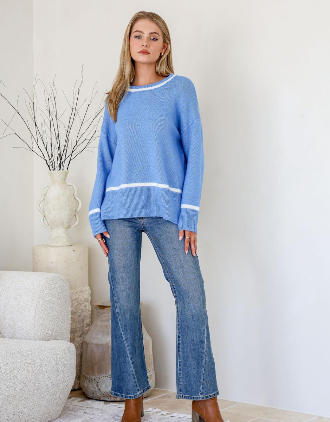 132-fashion-rylie-contrast-trim-slouch-knit-blue-winter-white-womens-clothing