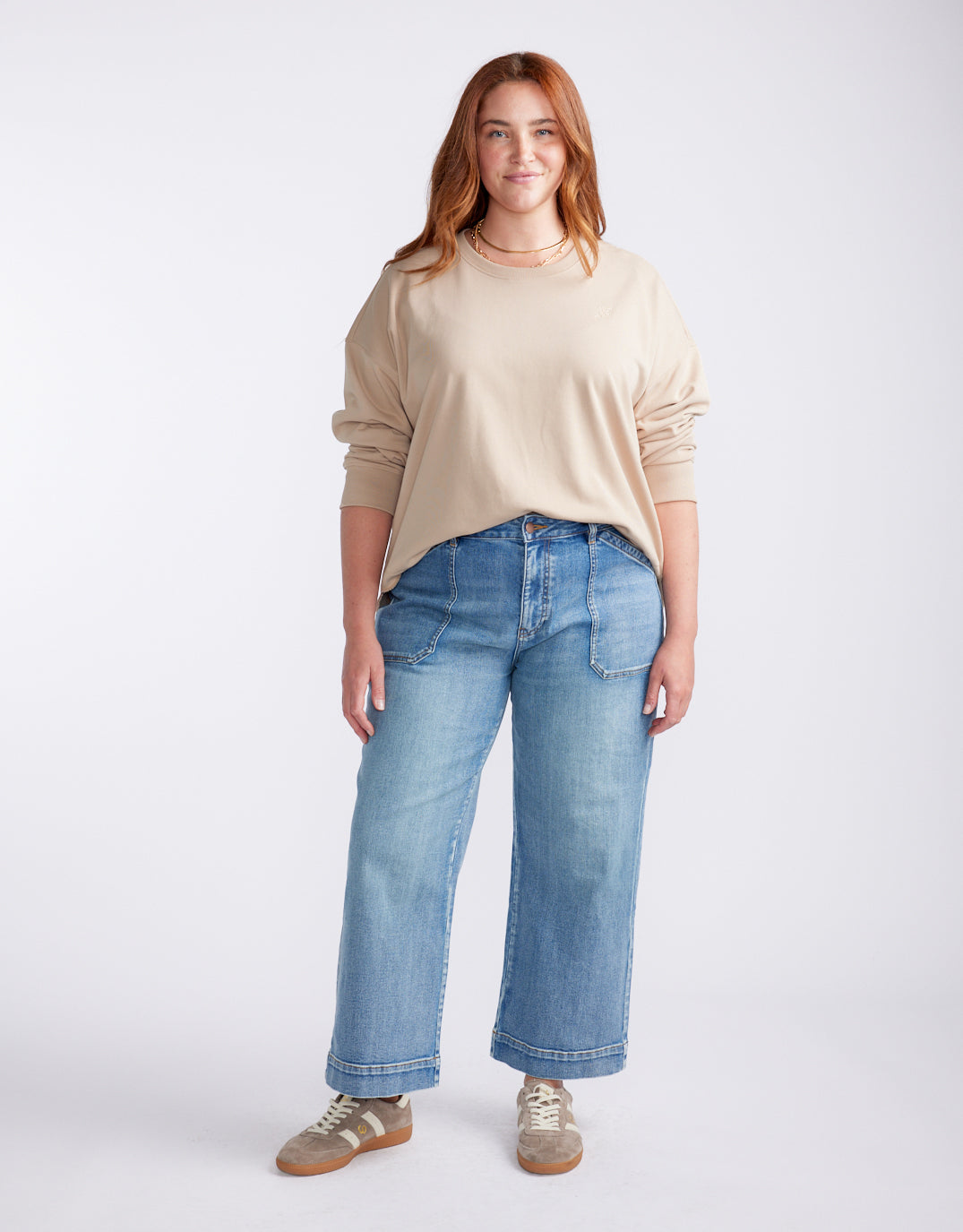 Staple Scoop Hem Sweat - Latte