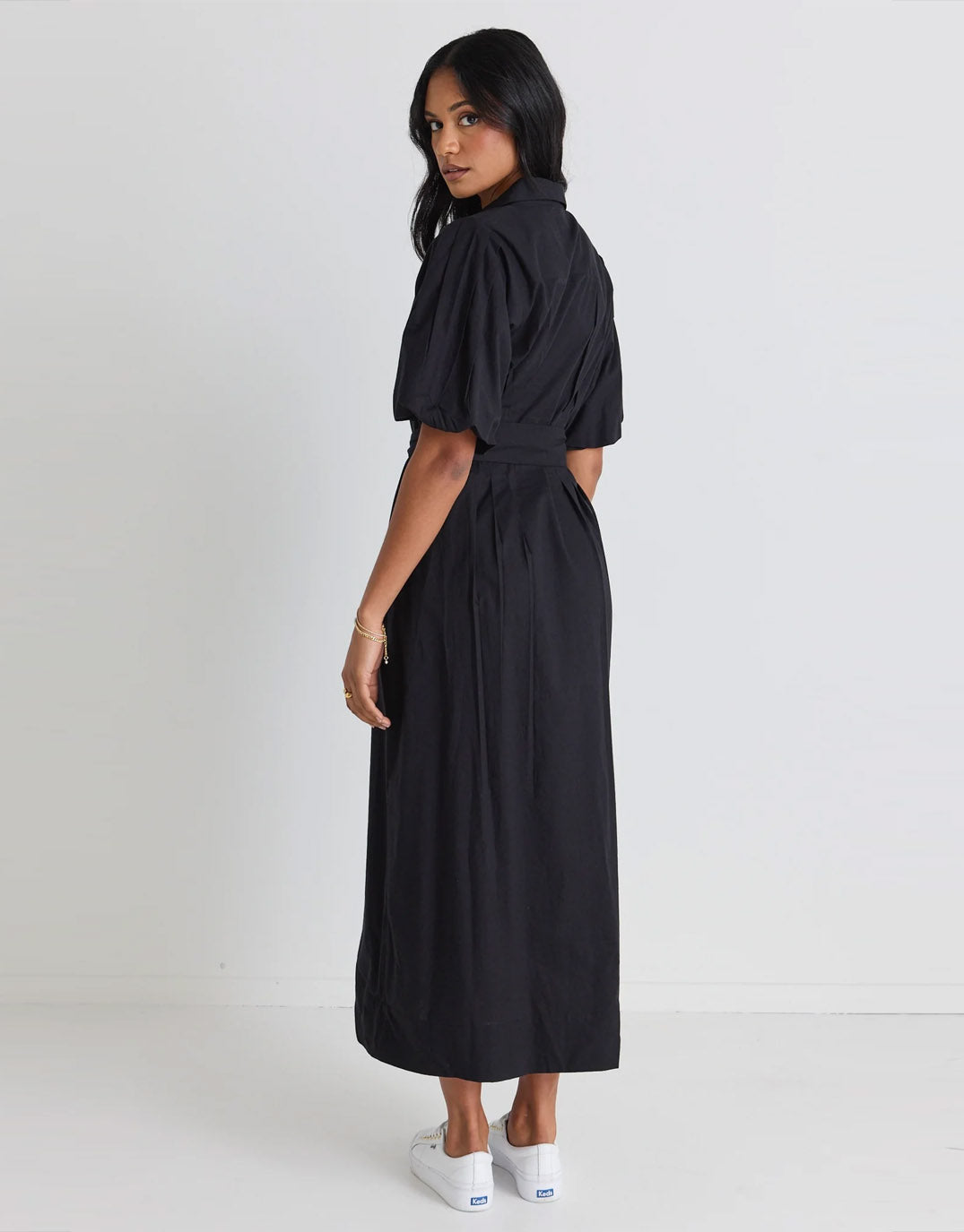 among-the-brave-dusk-puff-sleeve-collared-midi-dress-black-womens-clothing