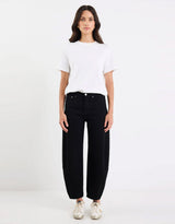 among-the-brave-graduate-stretch-barrel-jeans-jet-black-womens-clothing
