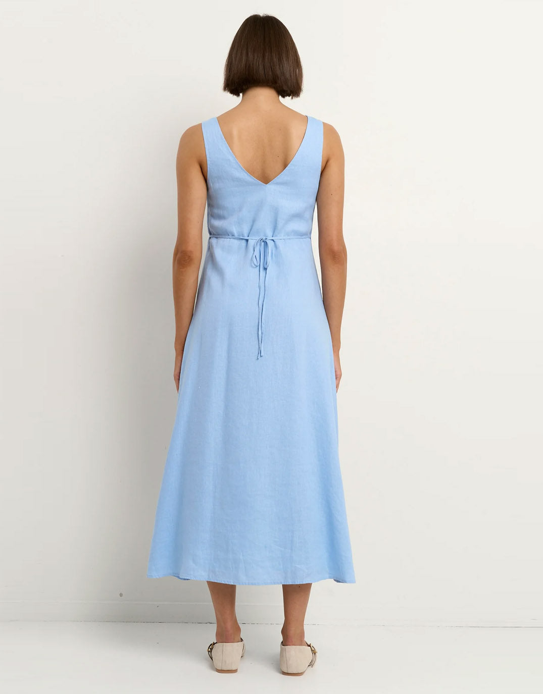 among-the-brave-panama-linen-sleeveless-button-front-midi-dress-sky-blue-womens-clothing