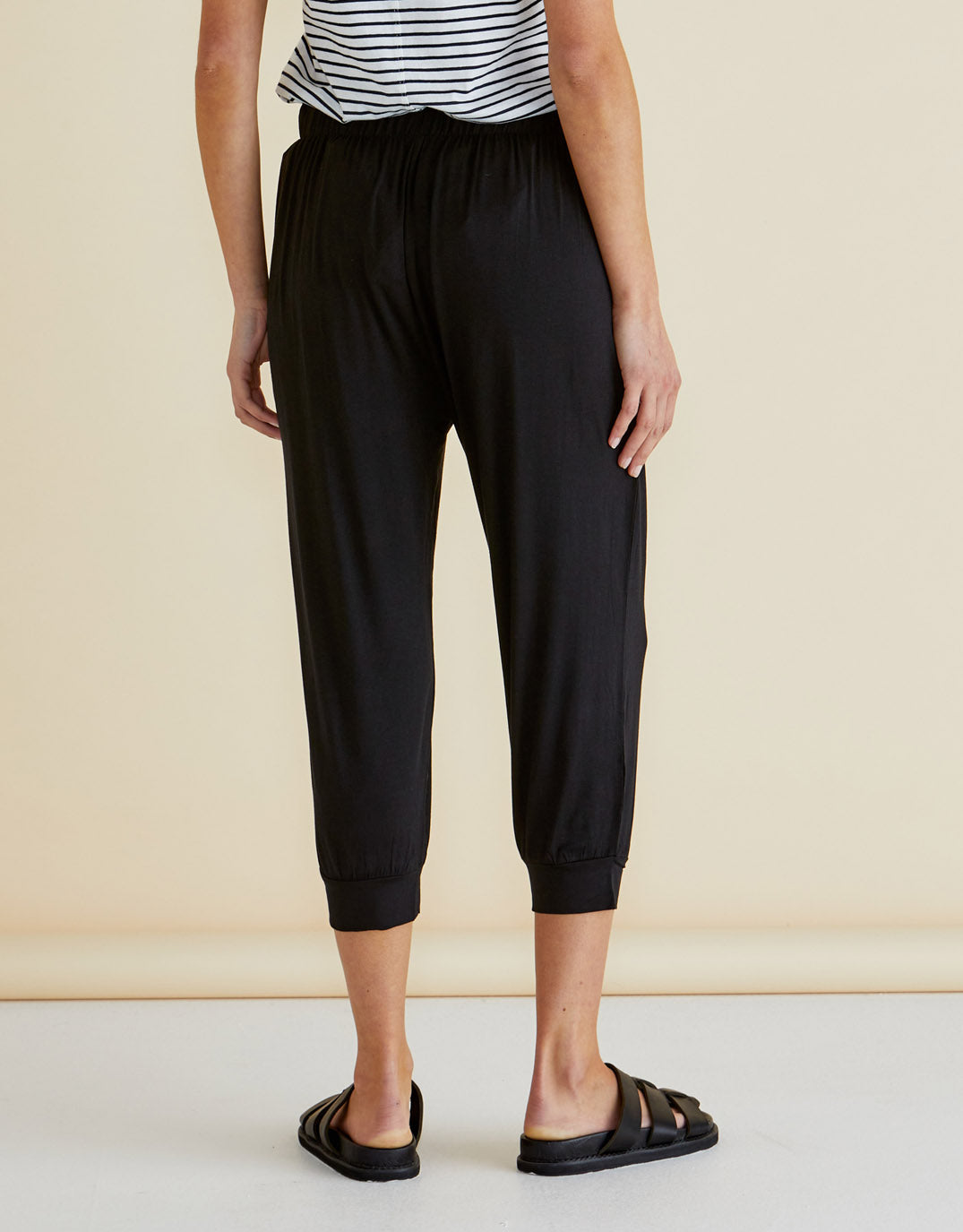 betty-basics-tokyo-pants-black-womens-clothing