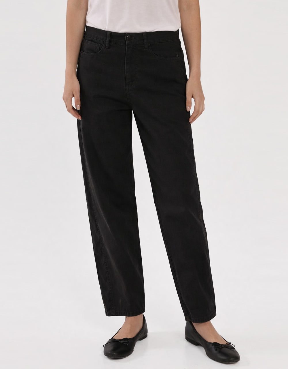 Barrel Leg Chino - Black