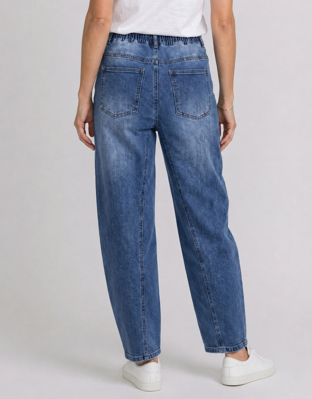 Sienna Barrel Jeans - Mid Blue