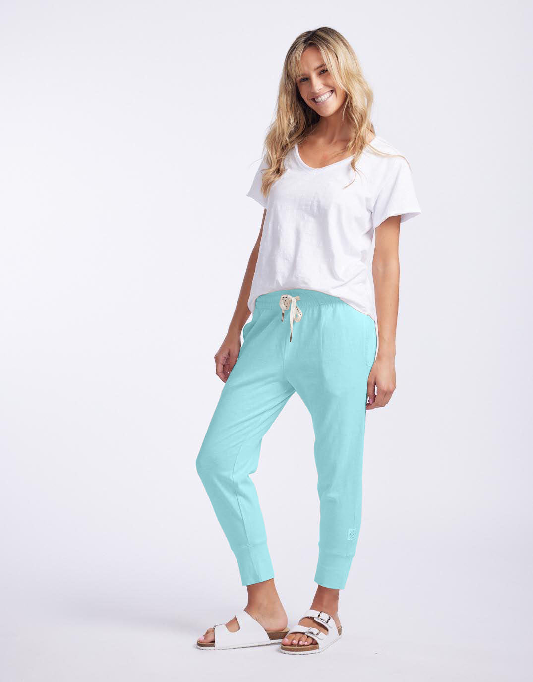 elm-3-4-brunch-pant-tonic-blue-womens-clothing