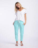 elm-3-4-brunch-pant-tonic-blue-womens-clothing