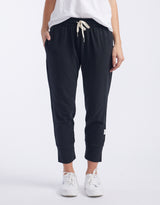 elm-3-4-brunch-pants-black-womens-clothing