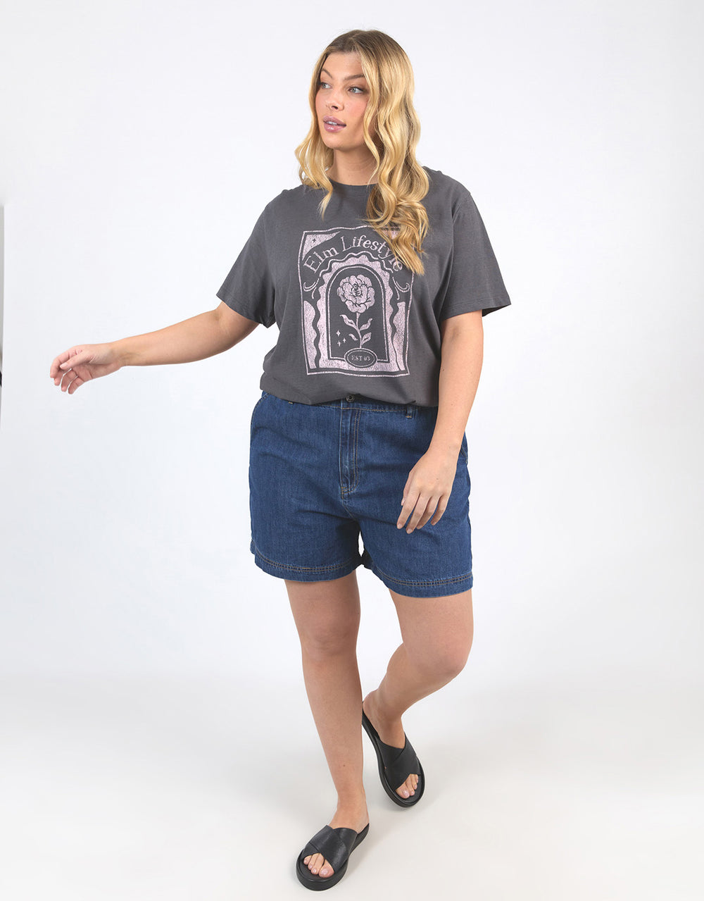 elm-accolade-tee-charcoal-womens-clothing