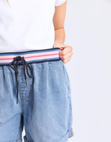 elm-bodhi-denim-short-mid-blue-wash-womens-clothing