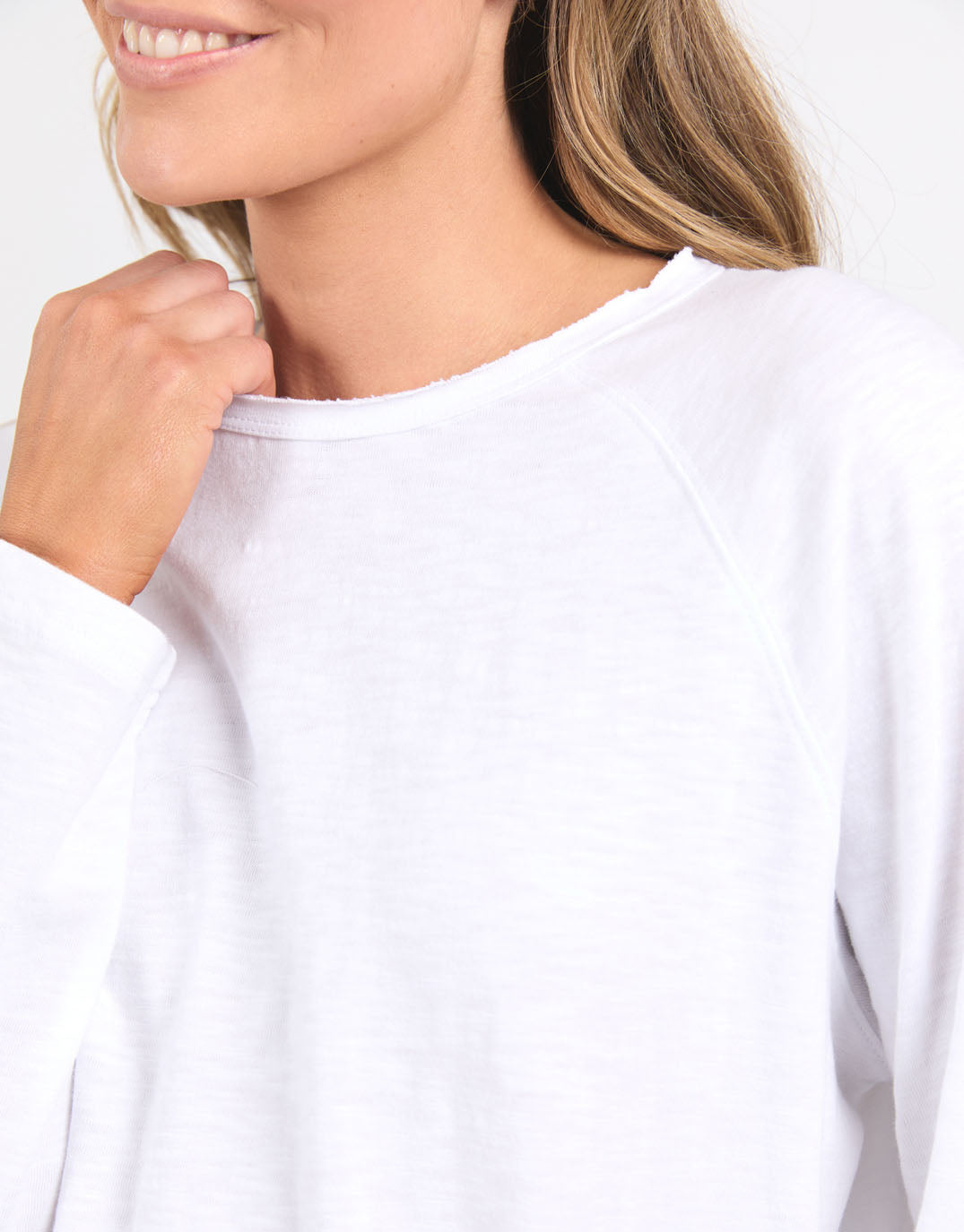 elm-chris-long-sleeve-sweat-white-womens-clothing