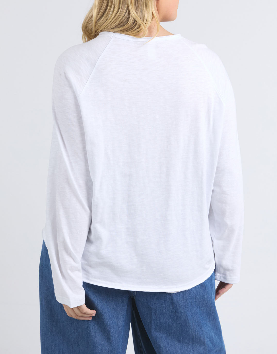 elm-chris-long-sleeve-sweat-white-womens-clothing