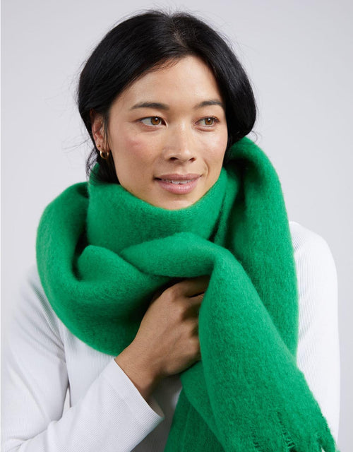 elm-comfy-scarf-green