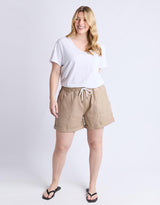 elm-emma-relaxed-short-latte-womens-clothing