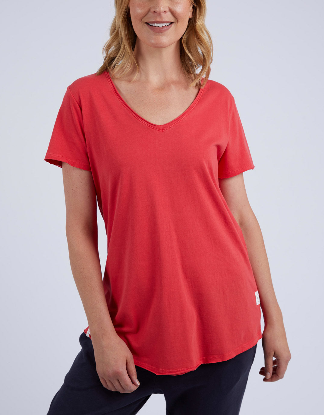 Vee Tee in Bittersweet Red Vee Tee in Bittersweet Red