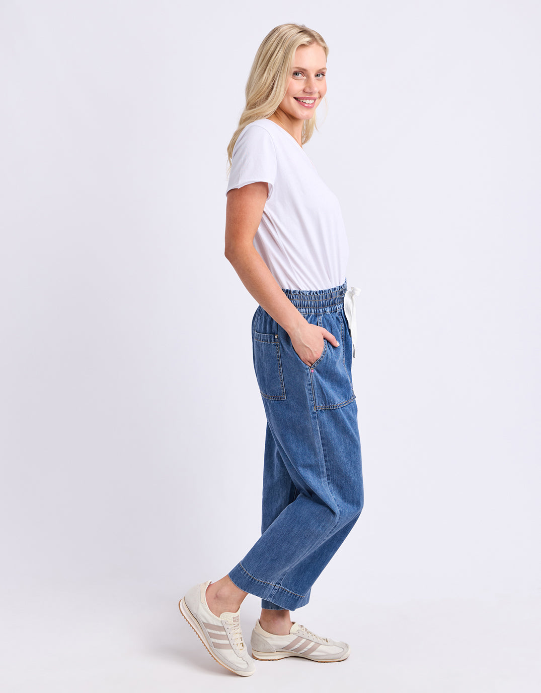 elm-greta-slim-leg-pant-blue-womens-clothing